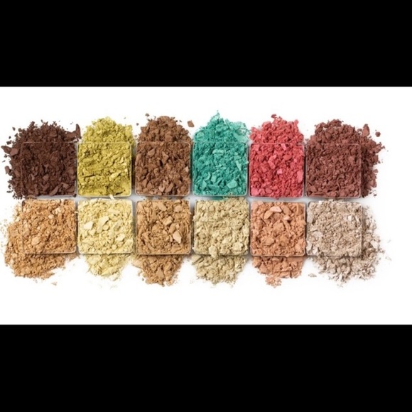 Cargo Cosmetics Havana Nights Eyeshadow Palette - Picture 3 of 8